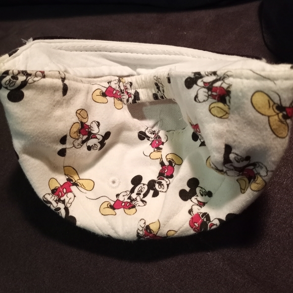 Mickey Hat (6-9M) & Mickey Coverall (6-12M) - Picture 4 of 6